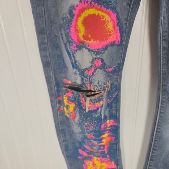 Women's Mackeen Skinny Skull Jeans Size30 Inseam32 Distress - Picture 5 of 11